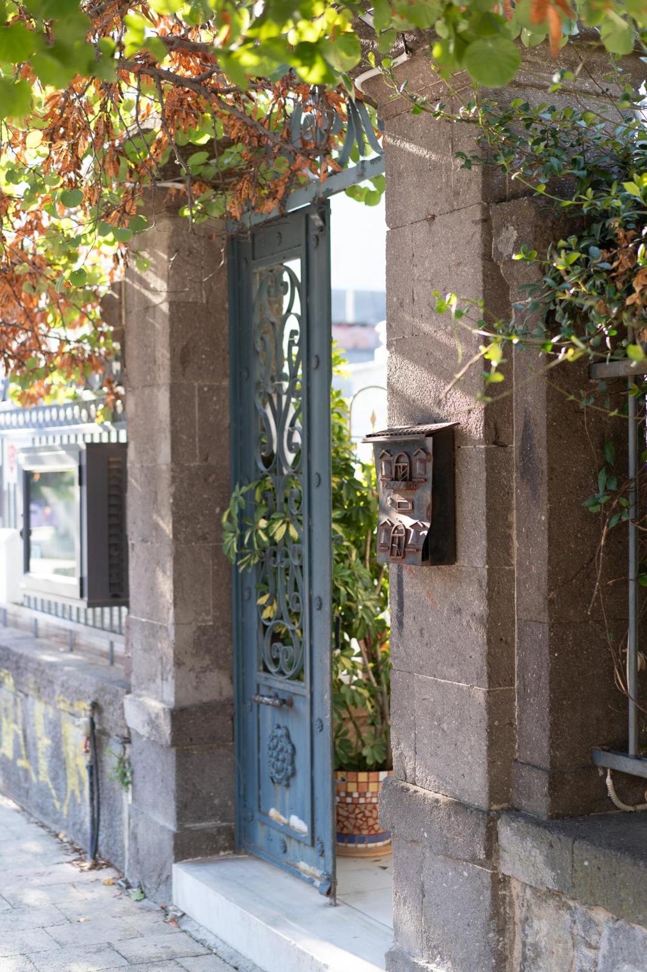 Neoclassical Mytilene - Vournazon 17 المظهر الخارجي الصورة